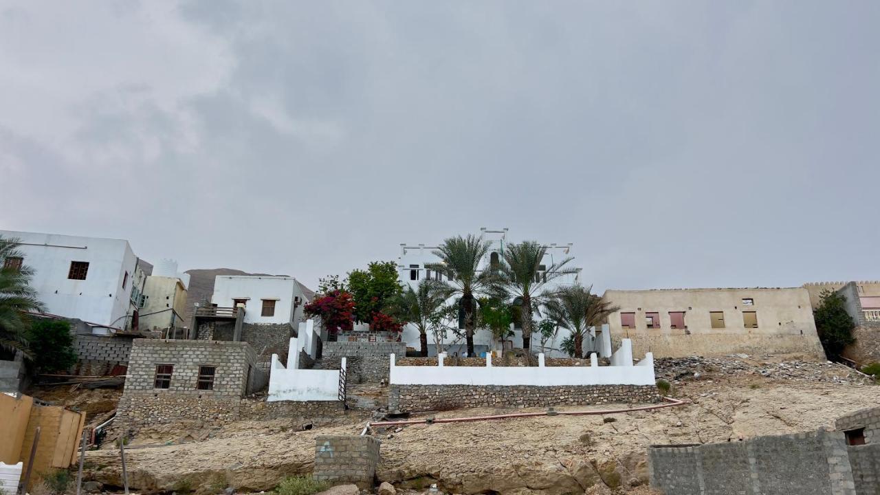 Tiwi Wadi Shab Beach Resort 01 מראה חיצוני תמונה