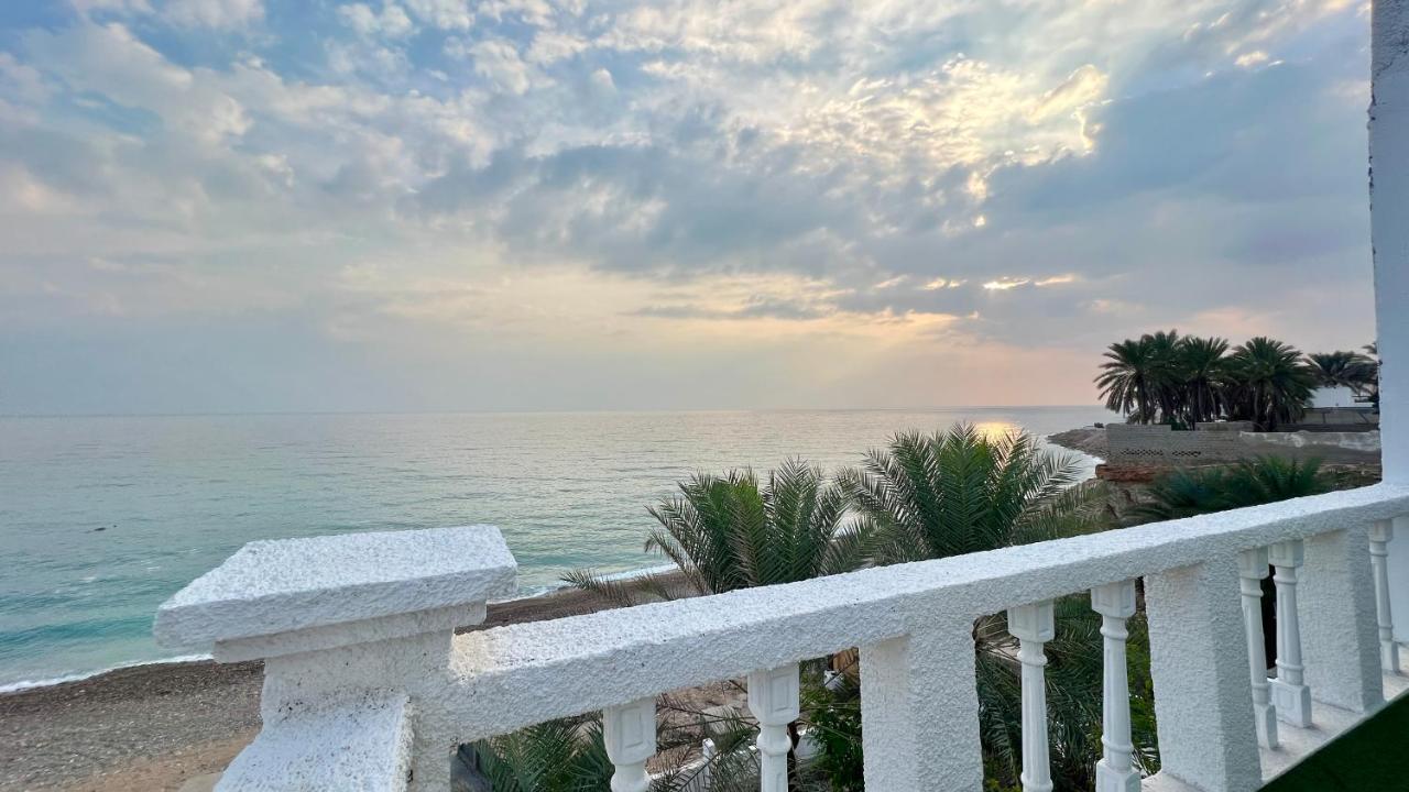 Tiwi Wadi Shab Beach Resort 01 מראה חיצוני תמונה
